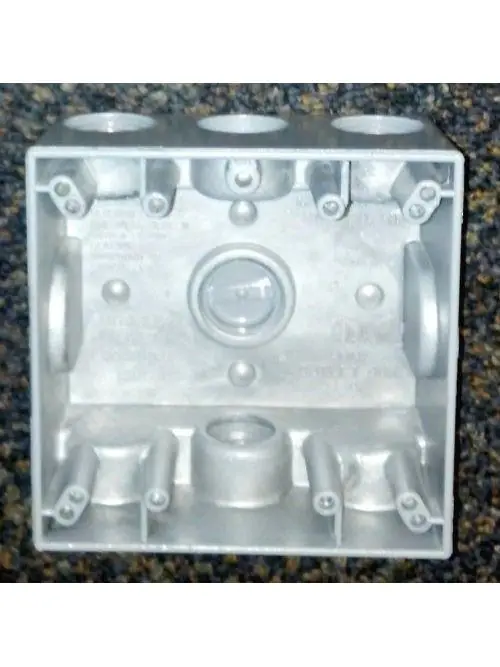 Mulberry 30242 2-Gang Weatherproof Box, Detachable Lugs (4) 3/4 Hubs