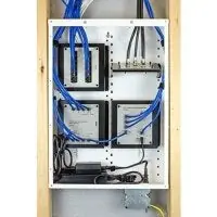 On-Q EN2050 20 Enclosure with Hinged Door