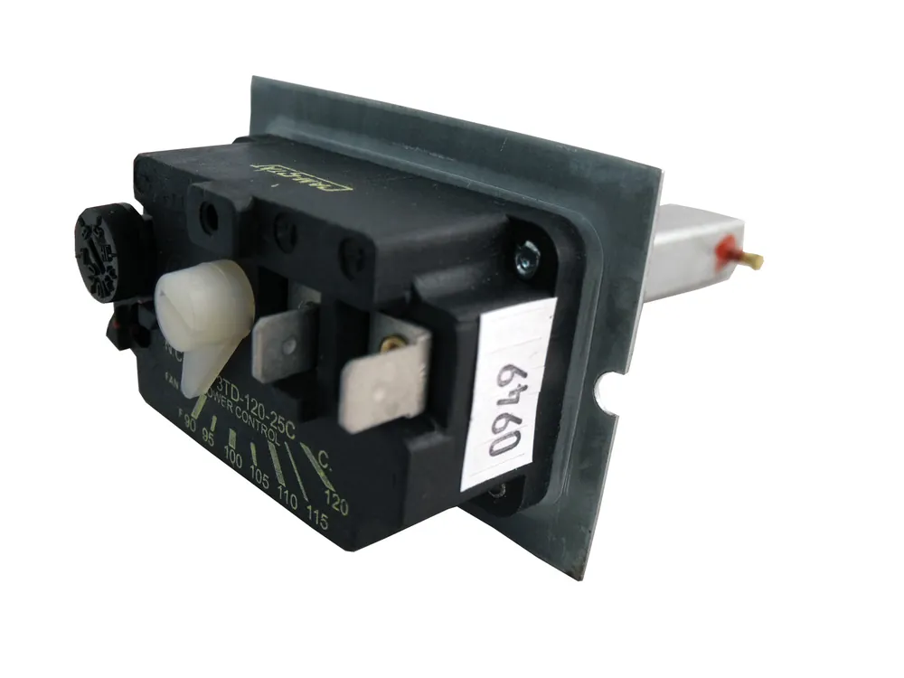 SUPCO F473TD12025C Adjustable Temperature Fan Control 40 VA 25 to 50 deg F Differential 90 to 120 deg F
